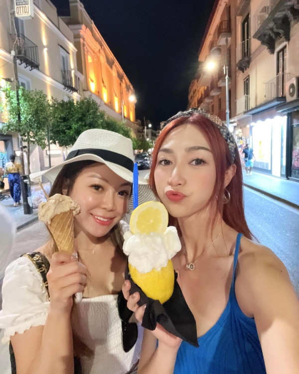 韓妹大學圖書館開色情直播！觀眾課金即場脫衣露乳！ 