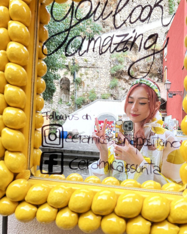 韓妹大學圖書館開色情直播！觀眾課金即場脫衣露乳！ 