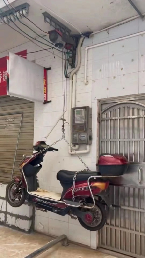 颱風摩羯｜摩羯將登陸海南島過41萬人要撤離 流傳大量民間防颱搞笑相 