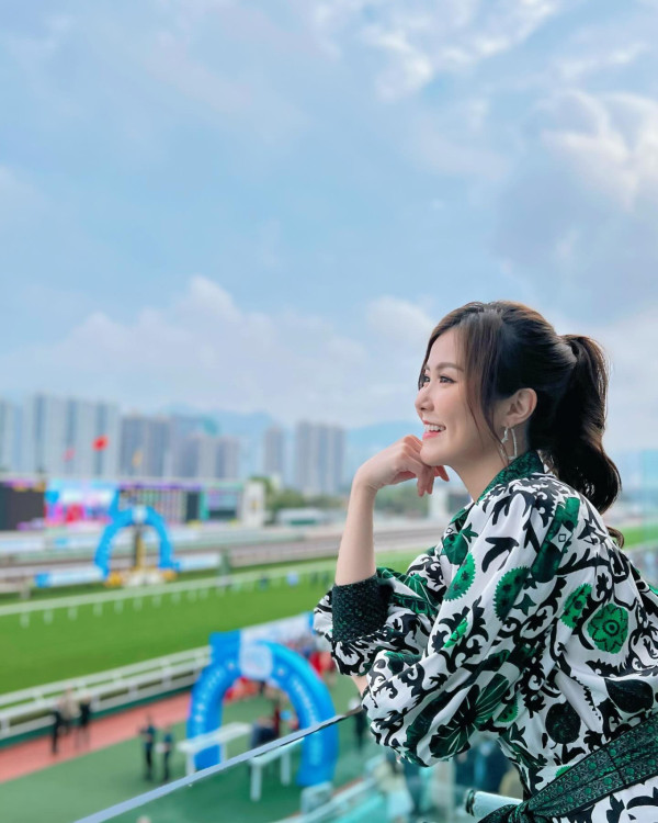 劉佩玥IG消失一個月終於上水!突然長文揭神隱原因!網民讚又靚咗