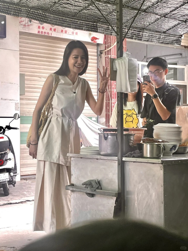 百億新抱吳千語生圖曝光！真實頭身比例驚人！ 