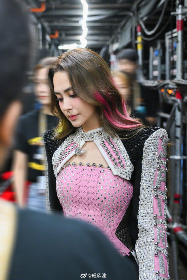 劉佩玥IG消失一個月終於上水!突然長文揭神隱原因!網民讚又靚咗