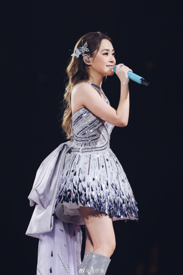 劉佩玥IG消失一個月終於上水!突然長文揭神隱原因!網民讚又靚咗