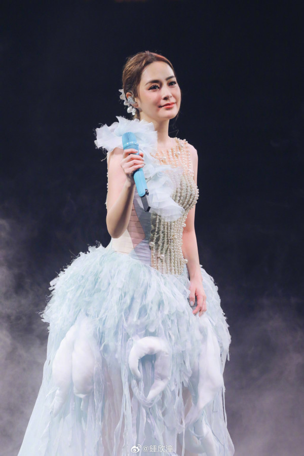 劉佩玥IG消失一個月終於上水!突然長文揭神隱原因!網民讚又靚咗