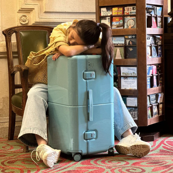 百億新抱吳千語生圖曝光！真實頭身比例驚人！ 