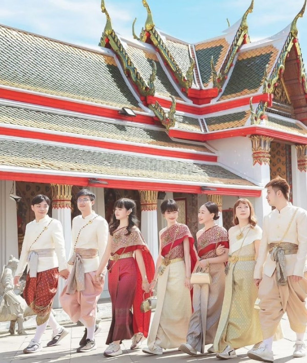 送機票!曼谷泰服體驗全攻略|4間高質租借店+打卡點推介