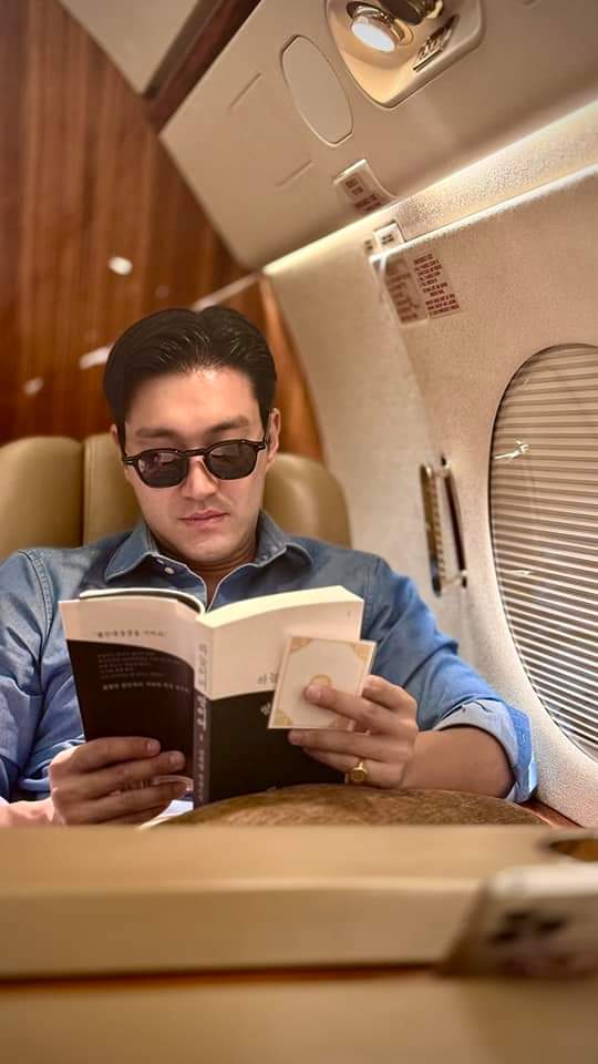 韓國男團Super Junior送走「摩羯」！坐私人飛機來港開騷 粉絲：SJ訴求都係返工 