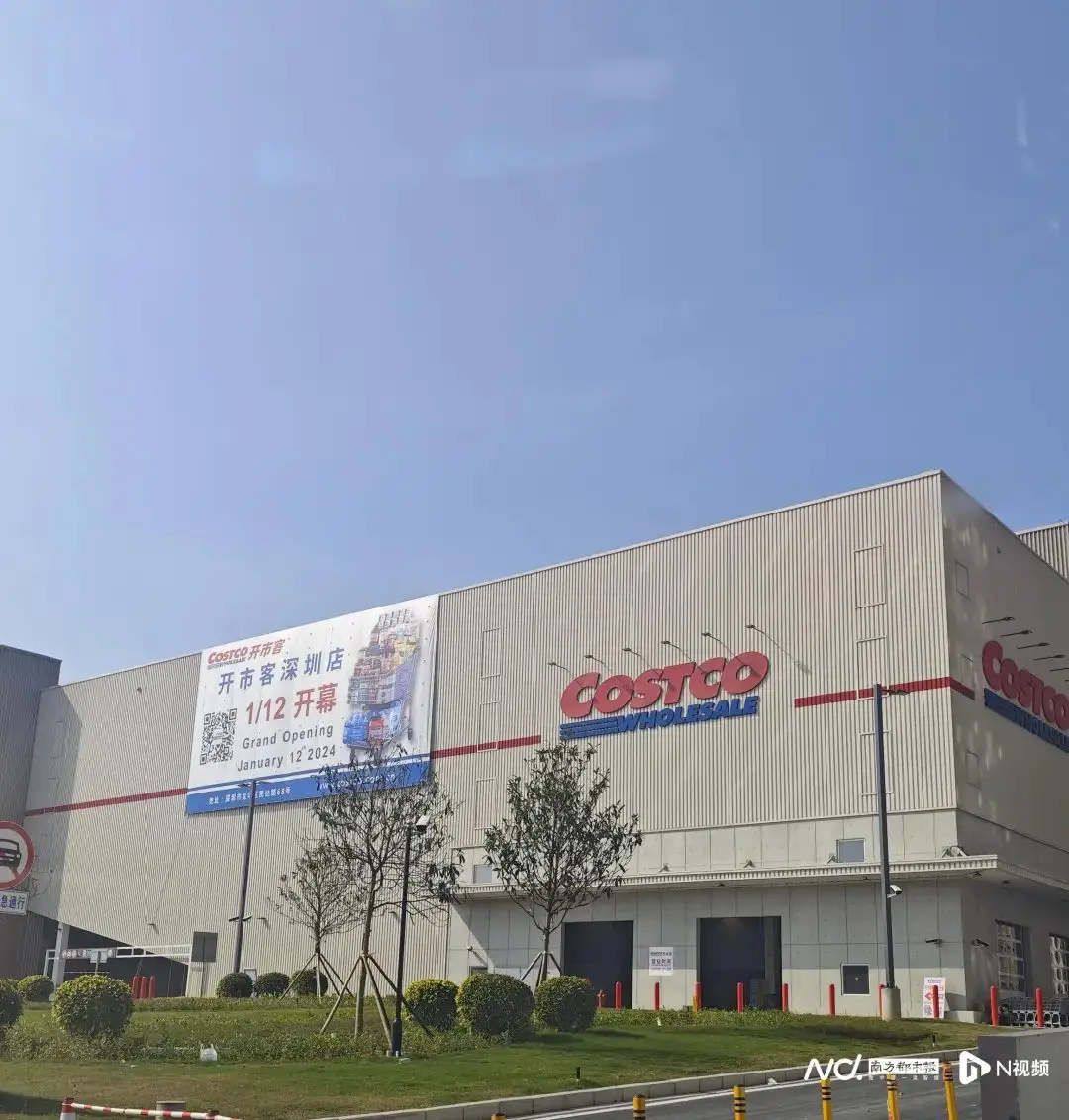 深圳商場扶手電梯故障險捲入行人 目擊者形容「踏板飛起來了」