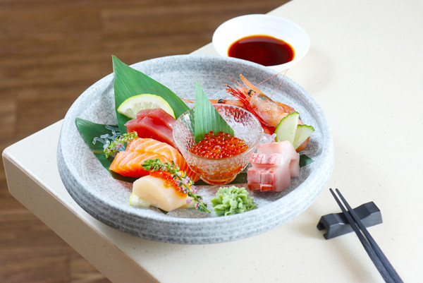 自助山  零死角維港美景伴食自助餐