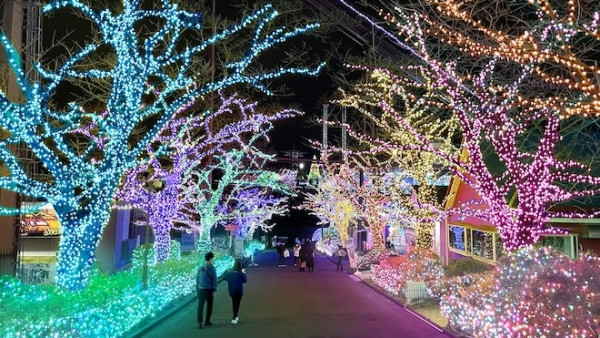 東京讀賣樂園「冬日寶石燈飾show」開催！60周年限定「鑽石色」主題LED燈海 