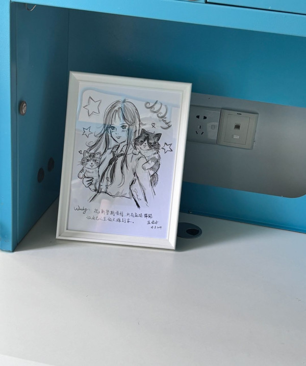 聲夢小花素顔內地被巧遇 親民會粉絲狂舉心 1部位被讚天仙下凡