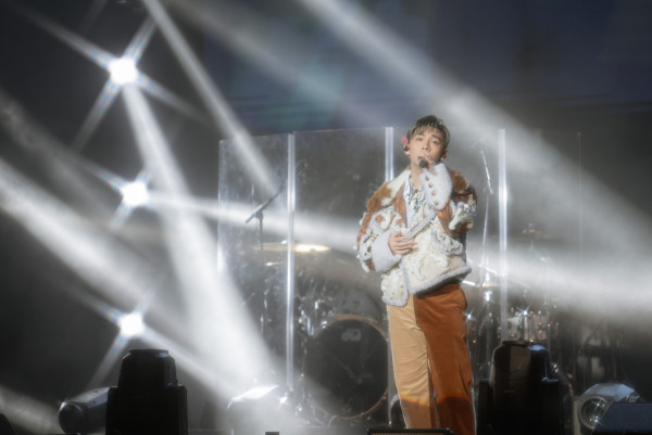 MC張天賦首個海外巡唱馬拉揭幕！成新世代最年輕男歌手踏上雲星劇場  自製與賦二代同框冧fans 