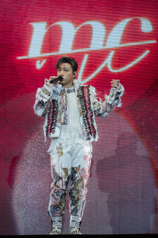 MC張天賦首個海外巡唱馬拉揭幕！成新世代最年輕男歌手踏上雲星劇場  自製與賦二代同框冧fans 