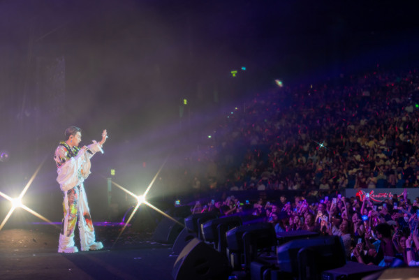 MC張天賦首個海外巡唱馬拉揭幕！成新世代最年輕男歌手踏上雲星劇場  自製與賦二代同框冧fans 