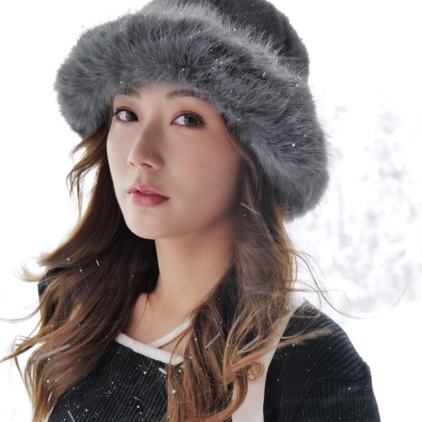 馮素波新加坡旅行曬姊妹合照！網民驚訝餅印細妹神撞樣Anson Lo 