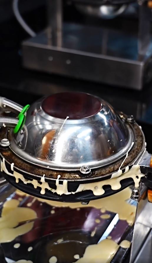 澳門老字號澤賢記新推原創口味「馬介休蛋球仔」 葡萄牙名菜結合蛋球仔 