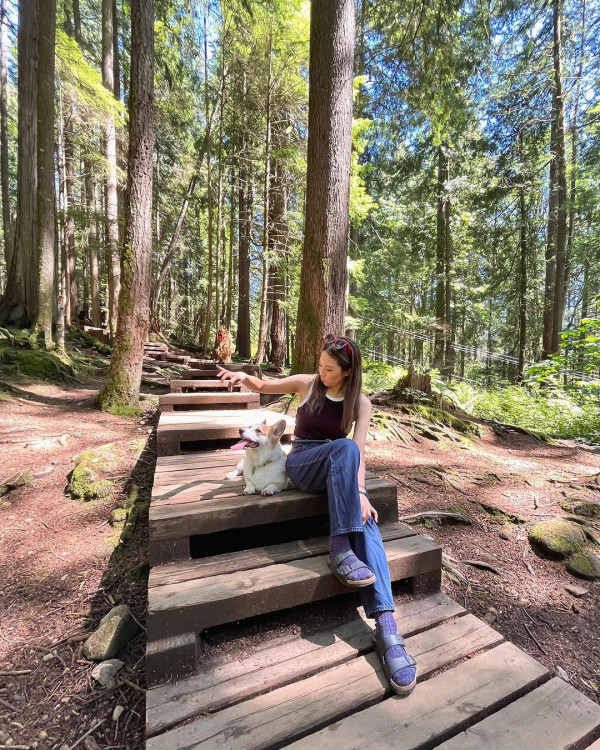 40歲前最上鏡小姐分享移英生活派福利 上圍疑再升cup！迫爆螢幕惹熱議 