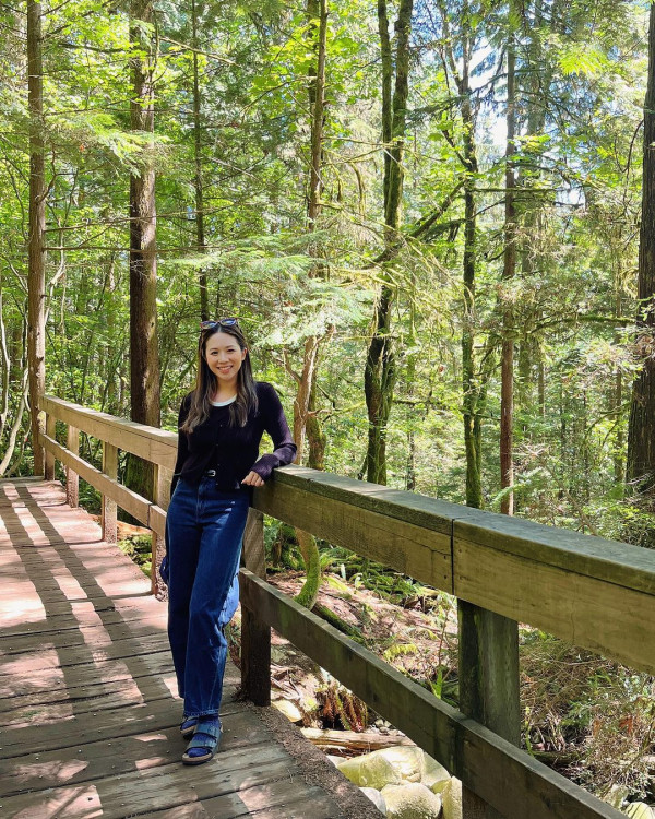 40歲前最上鏡小姐分享移英生活派福利 上圍疑再升cup！迫爆螢幕惹熱議 