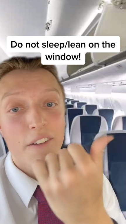 10歲兒護照過期遭父母狠心捨棄機場 獨自登機還「這樣」處理 最終下場曝光 