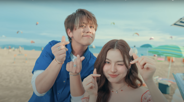 姜濤8號風球下現身機場貴賓室 被網友野生捕獲!惹大批姜糖羨慕