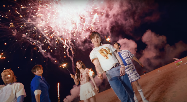 姜濤8號風球下現身機場貴賓室 被網友野生捕獲!惹大批姜糖羨慕