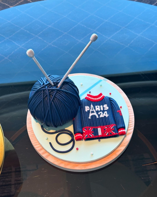 Tom Daley快閃香港24小時 桑拿室派福利照！僅包一條毛巾大騷腹肌 