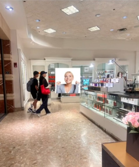 梁洛施與大仔低調現身美國？ 疑似囝囝近照曝光 身高直逼媽咪！ 