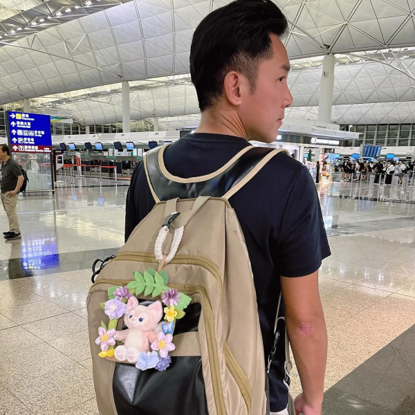 張頴康麥雅緻婚後第一次歐遊 廿四孝爸爸用呢個方式「掛」住愛女 