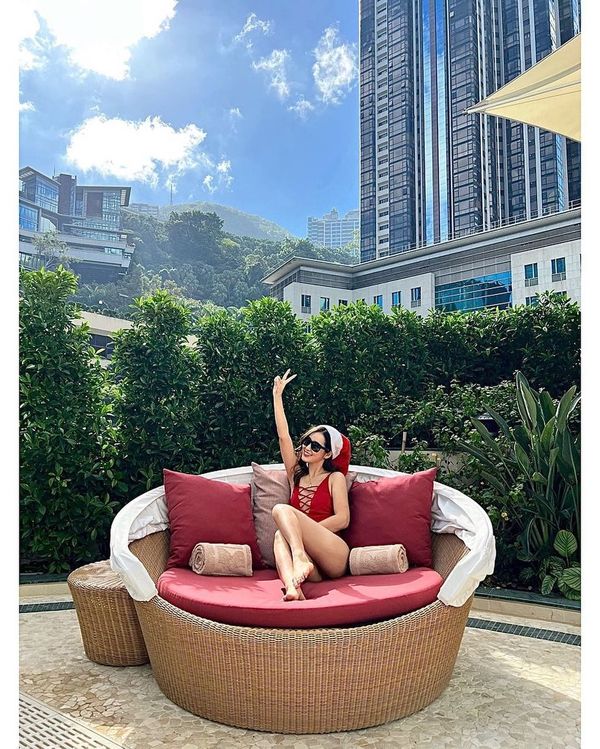 TVB小花比堅尼上陣沙灘騎馬奔馳 被指「腰長腳短」高EQ回應