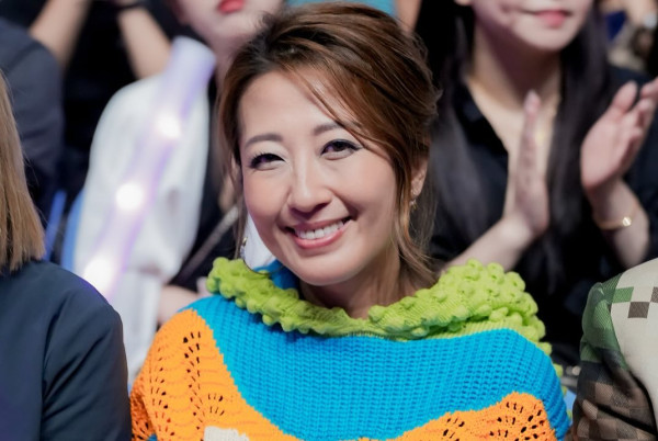 孫耀威妹妹孫美賢現身瑞士 走出鄭梓浩緋聞陰霾:重新出發