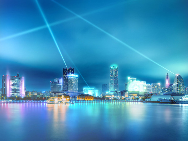 2024橫濱港未來「夜之橫濱燈光秀」 免費入場！橫跨聖誕節/大型光影音樂燈飾 