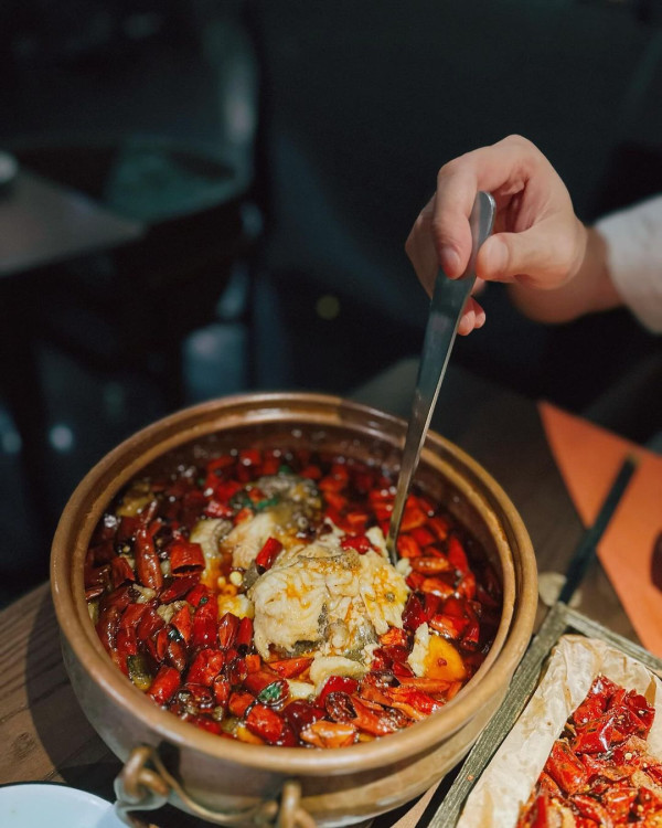 黃心妙出門唔記得帶證件原車折返 曬性感照兼送誘人肉嘴耍冧 