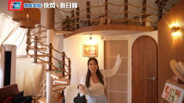 前TVB小花遊泰泳裝曬驕人上圍 出水芙蓉畫面極震撼 網友：波濤胸湧！ 