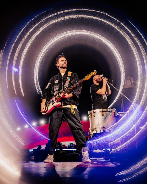 Coldplay香港演唱會搶飛|宣布加場!25年4月啟德體育園開4場 門票9起附座位表購票連結