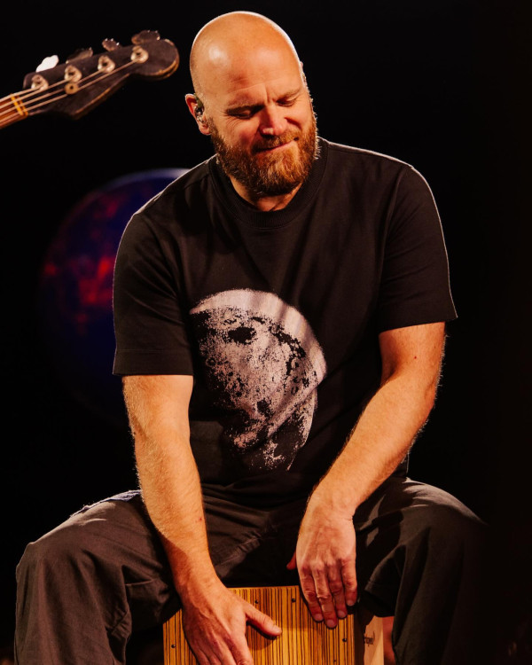 Coldplay香港演唱會搶飛|宣布加場!25年4月啟德體育園開4場 門票9起附座位表購票連結