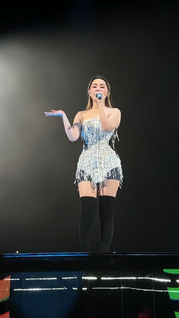 阿嬌慘被批身形反彈「胖成球」！演唱會真實狀態影片曝光！ 