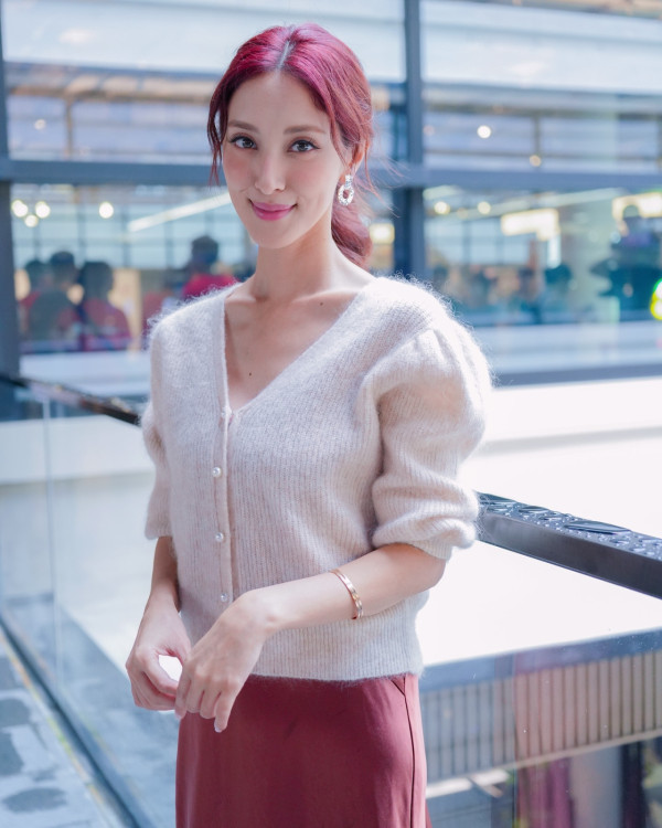 陳凱琳突轉橙色短髮新造型!極似外國辣妹網民稱唔認得!