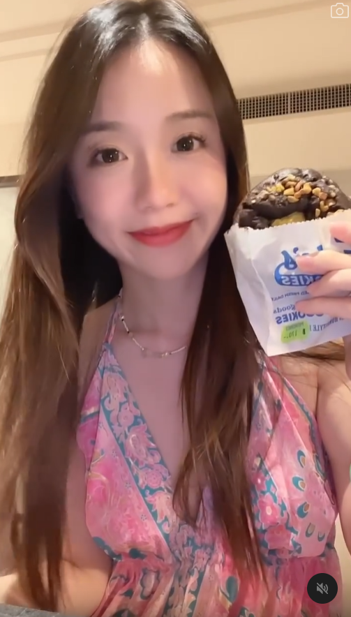 美女模特兒搭廉航遇Delay 獲1特殊補償感驚喜 網民:執到啦