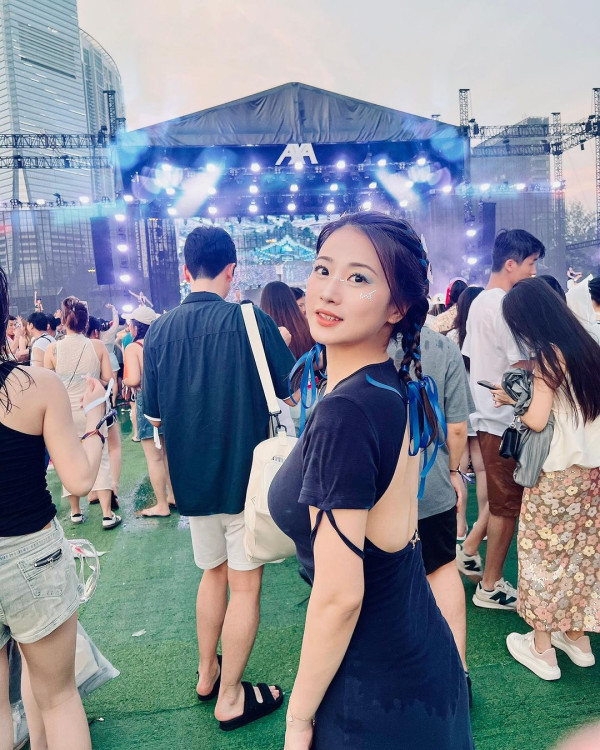 前TVB主播台南旅行曬靚相 離巢後大解放 曬豐滿好身材