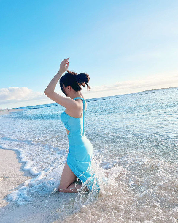 前TVB主播台南旅行曬靚相 離巢後大解放 曬豐滿好身材