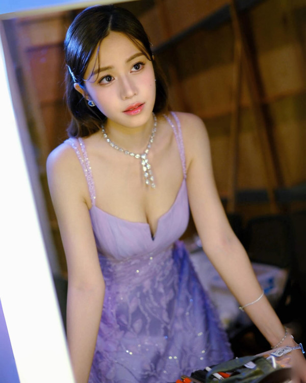 莊子璇成功朝聖《黑白大廚》超難預約餐廳！全靠這位《愛回家》戲裡戲外「富二代」 