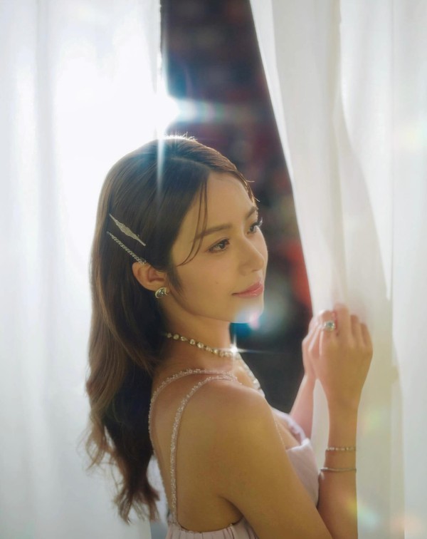 莊子璇成功朝聖《黑白大廚》超難預約餐廳！全靠這位《愛回家》戲裡戲外「富二代」 