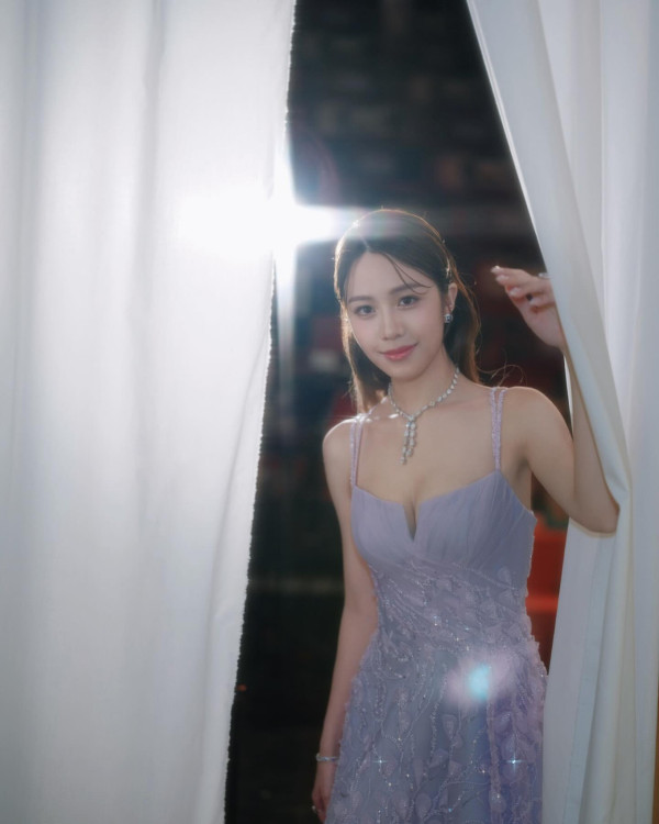 莊子璇成功朝聖《黑白大廚》超難預約餐廳！全靠這位《愛回家》戲裡戲外「富二代」 