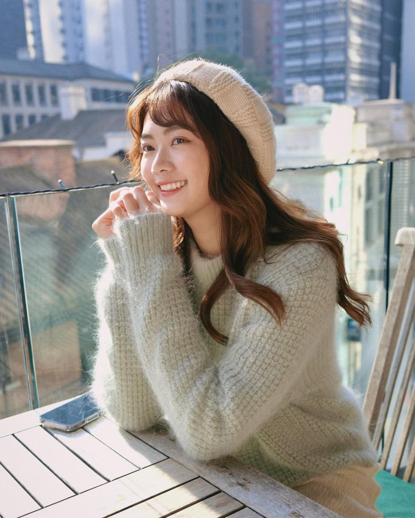 TVB小花遊伊斯坦堡曬玉背 留長頭髮被指重回顏值顛峰！ 