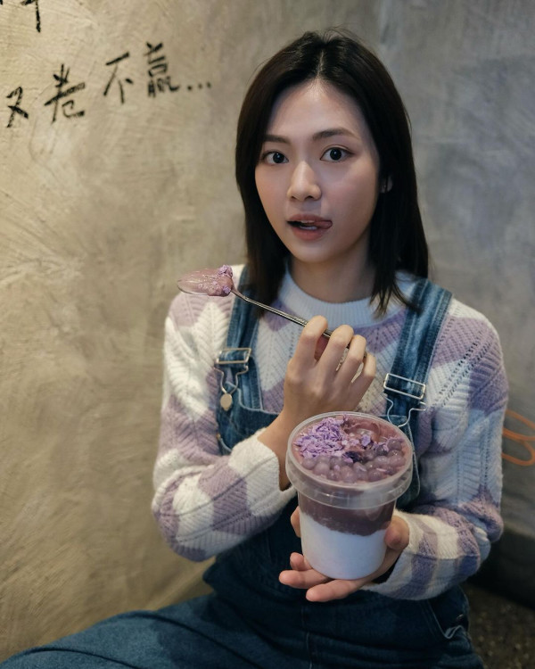 TVB小花遊伊斯坦堡曬玉背 留長頭髮被指重回顏值顛峰！ 