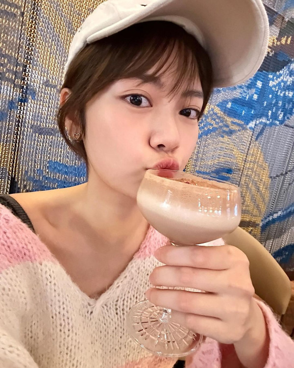 TVB小花遊伊斯坦堡曬玉背 留長頭髮被指重回顏值顛峰！ 