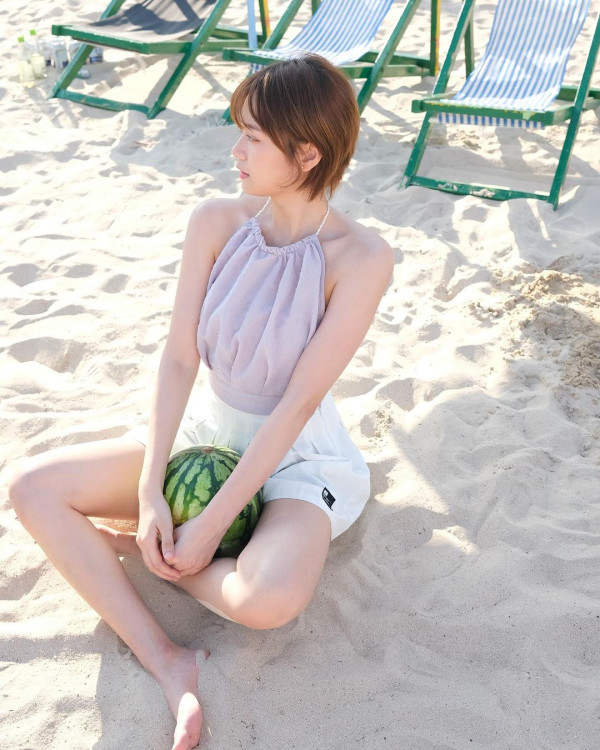 TVB小花遊伊斯坦堡曬玉背 留長頭髮被指重回顏值顛峰！ 