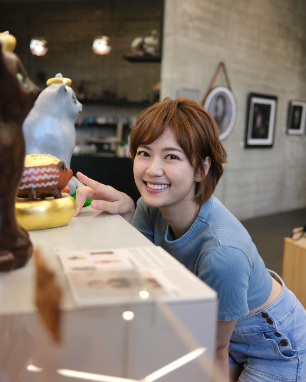 TVB小花遊伊斯坦堡曬玉背 留長頭髮被指重回顏值顛峰！ 