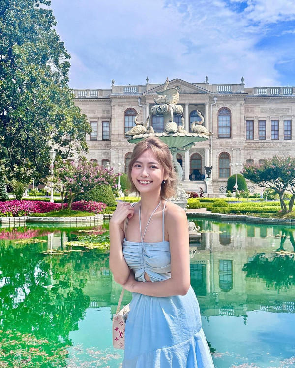 TVB小花遊伊斯坦堡曬玉背 留長頭髮被指重回顏值顛峰！ 