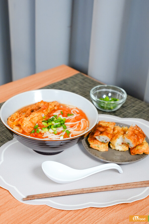 神還原南記魚肉春卷小窩米線｜港式風味／酥脆彈牙／濃郁蕃茄湯